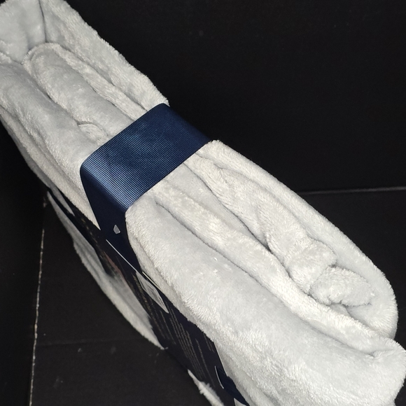 U.S. Polo Assn. Oversized Lightweight Throw Blanket for Bed/Sofa -Grey- - Picture 7 of 10